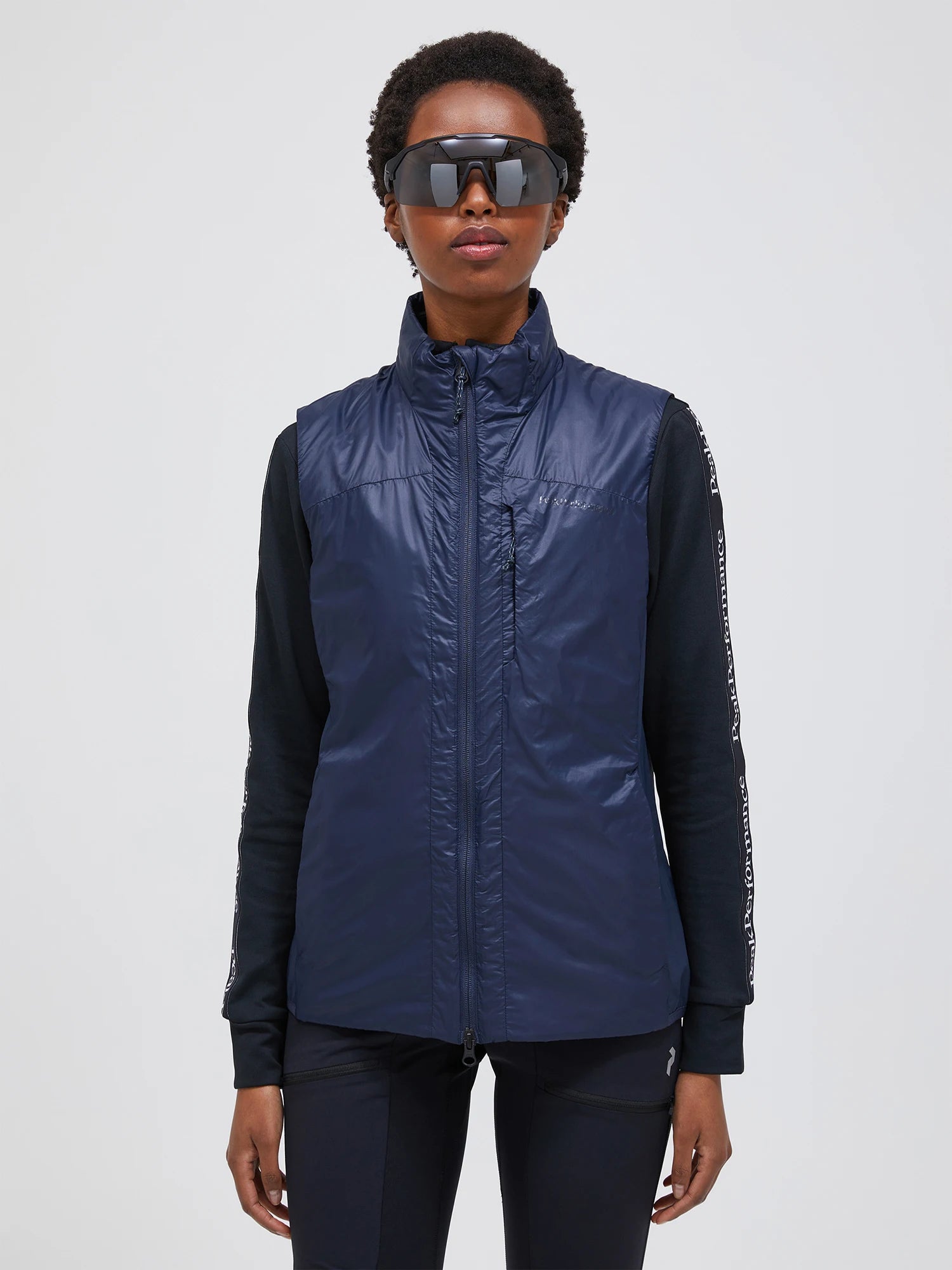 Radiance Hybrid Vest W