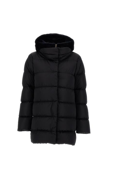 A-Shape In Satin With Faux Fur Bib W