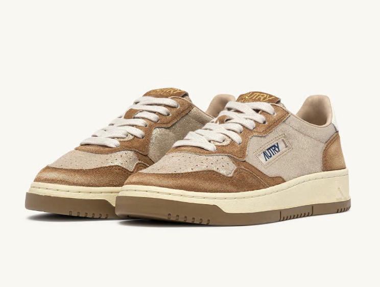 Medalist Low Platinum Suede Beige Sugar Wmn