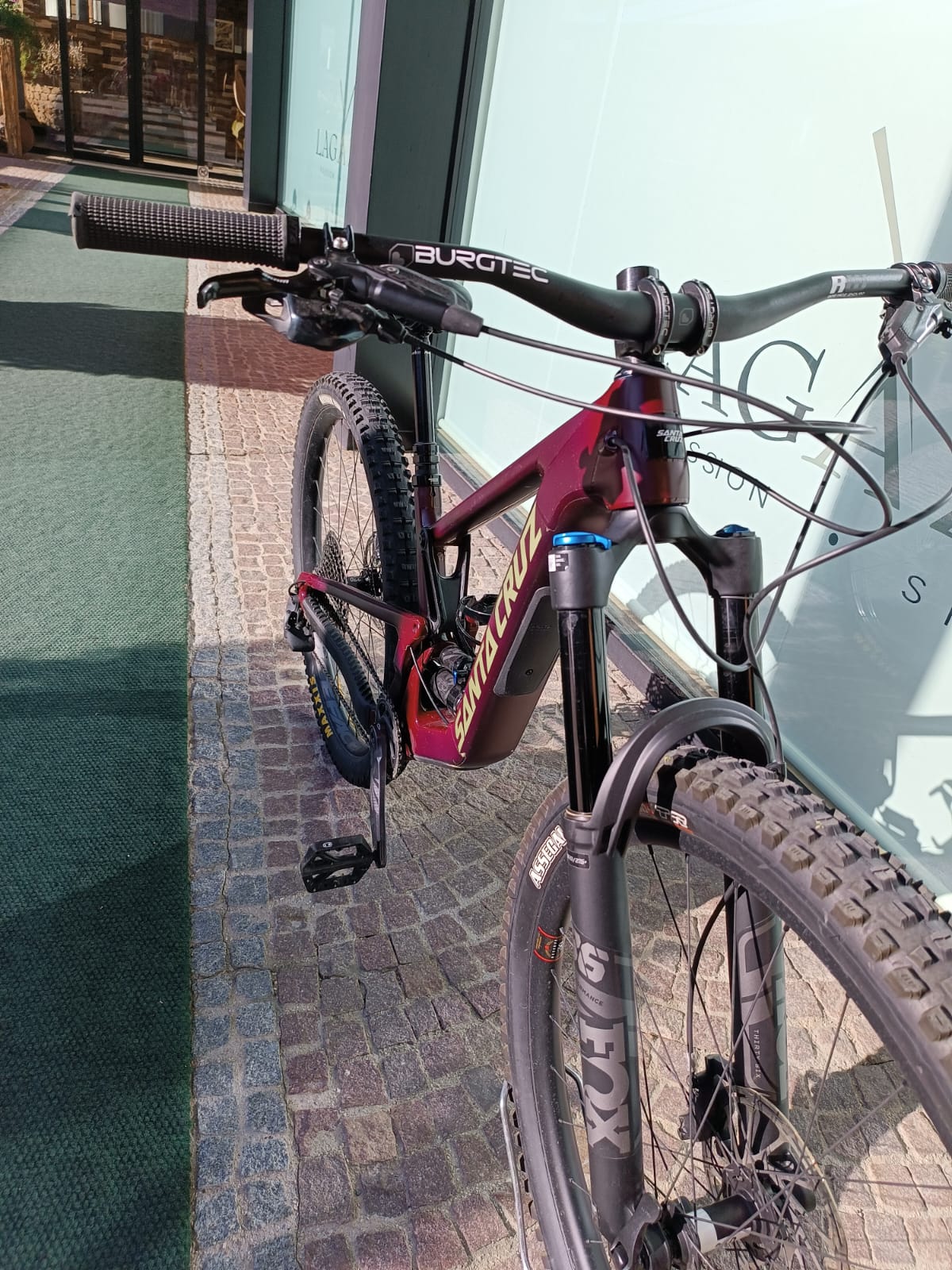 Hightower 3 S/Carbon C/29"